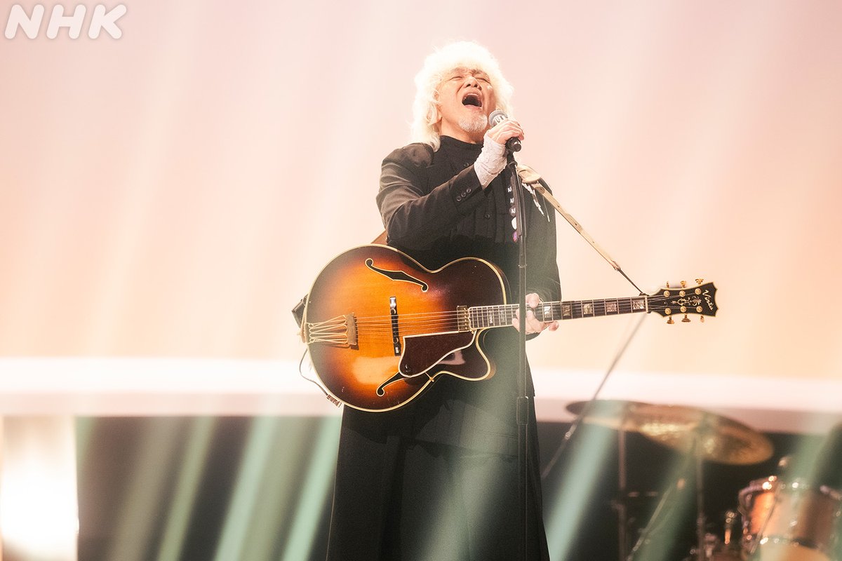 nhk_kouhaku's tweet image. 🔴第76回 #NHK紅白⚪️

🌟#玉置浩二／ファンファーレ

最高のパフォーマンスをありがとうございました✨️

⚡紅白はNHK ONEで同時配信中👇️
web.nhk/tv/pl/series-t…

#紅白歌合戦