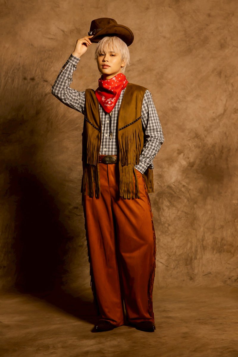 🎂𝙃𝘼𝙋𝙋𝙔 𝘽𝙄𝙍𝙏𝙃𝘿𝘼𝙔🎂／ ✨🎁✨🎉🎂🎉✨🎁✨ 本日1/1は