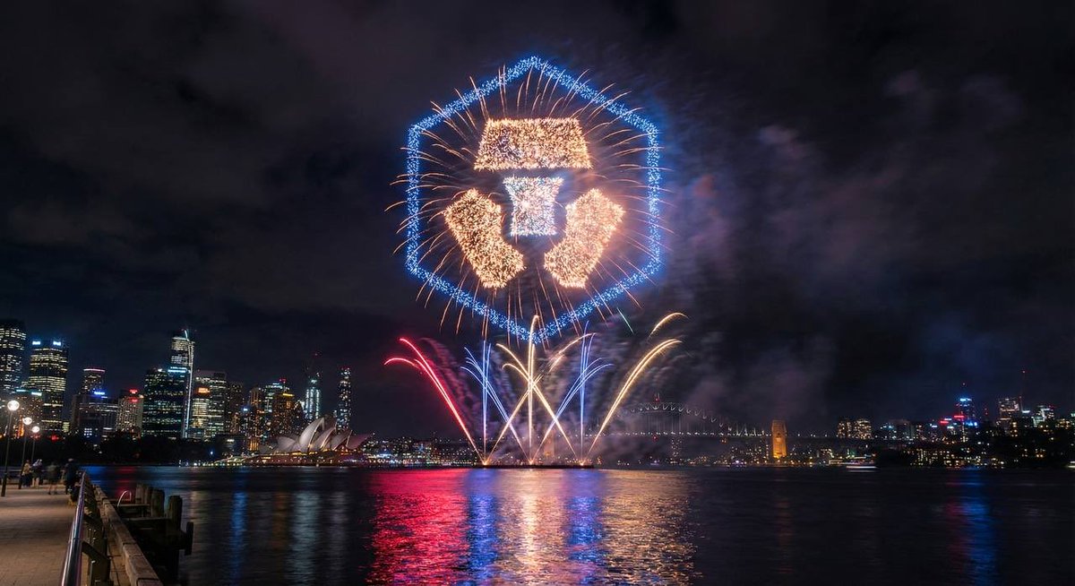 Matteo55p's tweet photo. Merry Christmas #CROfam 🎄🚀
Strong community, strong chain.
Building with @cryptocom — the future is on Cronos. 💎

#CRO #Cronos #CryptoCom #Crypto #Web3 #DeFi #Blockchain https://t.co/1xc3EGhlo1
