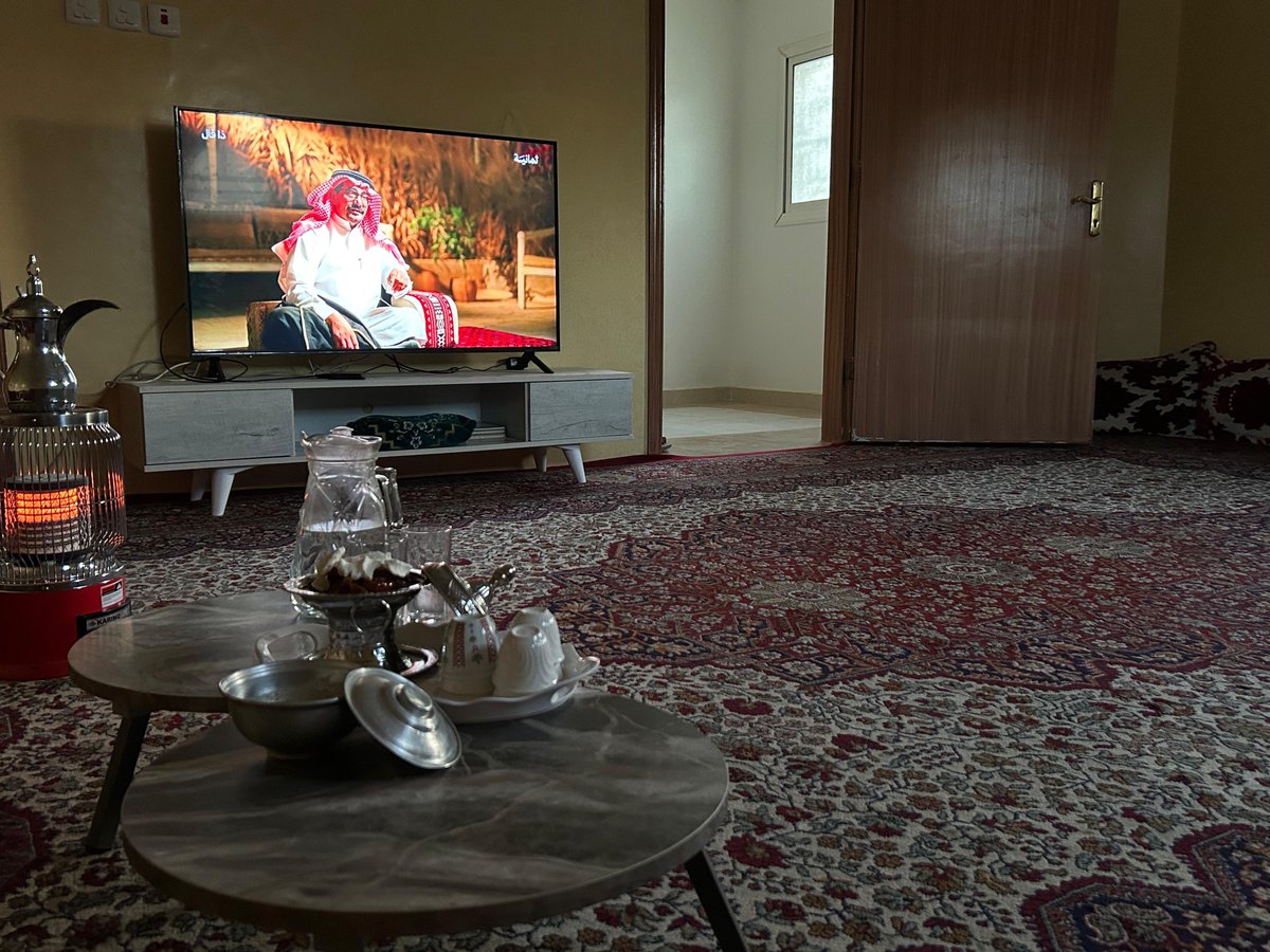 حلقة مليئة بالأدب وعذوبته.. 

شكرًا بودكاست ذا قال.