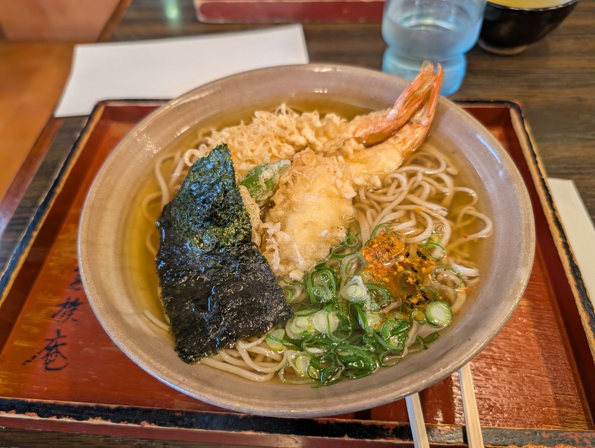 今年は、沢山の扶養家族が増えた1年やったね

らんまるを迎え入れオカンが生き生きしてるわ

んでワイはクワガタに入れ込み過ぎたわ〜

来年は抑えて行かんとね

皆さん、良いお年をお迎え下さいませ〜

ワイは明日から本格的にクワ部屋関係の片付けします

A型の血が少しでも疼いて来ないもんかね