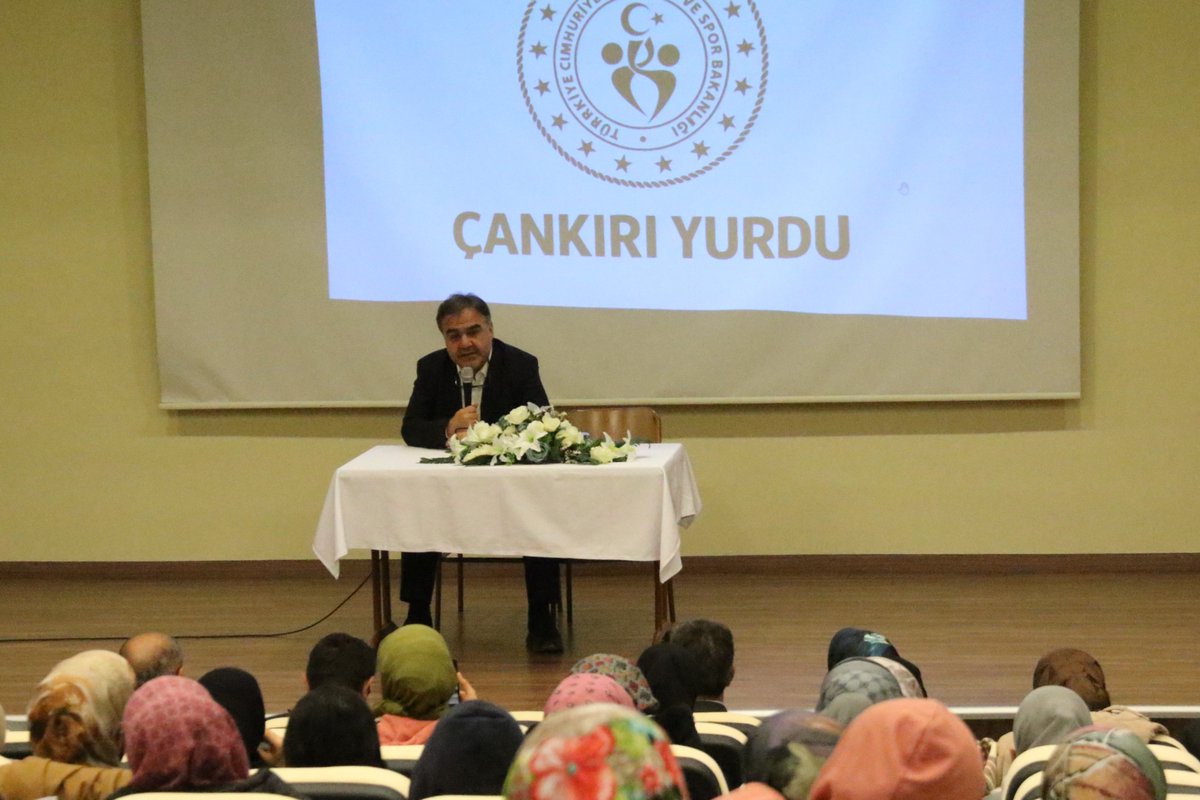 📌 GSB Çankırı Kız Öğrenci Yurdu’nda öğrencilere yönelik “Mekke’nin Fethi” programı düzenlendi.
🎙️ Doç. Dr. Fatih Güzel konuşmacı olarak yer alırken, ÇAKÜ Rektörü Prof. Dr. Mevlüt Karataş günün anlam ve önemine dair kısa bir selamlama yaptı.
<a href="/OA_BAK/">Dr. Osman Aşkın Bak</a> <a href="/gencliksporbak/">Gençlik ve Spor Bakanlığı 🇹🇷</a>