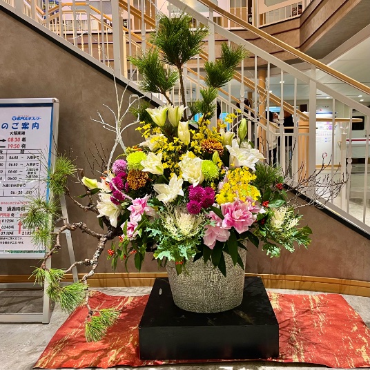 HTMax's tweet photo. 船上で一足早く鏡開きが終わって年越し気分。良いお年をお迎えください。 https://t.co/LuKtIc7Sl2