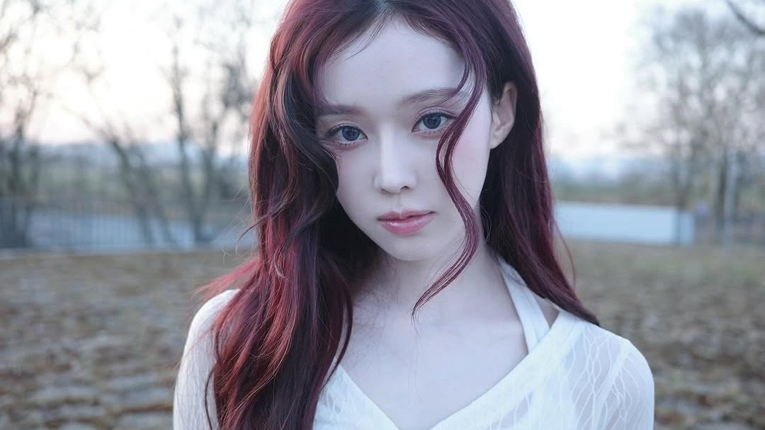 wntrloops's tweet photo. Happy Birthday Winter 🤍 Thank you for walking this journey with us and filling it with so much warmth and light I hope this new year of your life brings you endless happiness, comfort, and love. We love you endlessly ❤️‍🩹❤️‍🩹

#25WarmYearsWithWINTER
#언제나_윈터편_생일축하해 https://t.co/buCeoFZ2qz