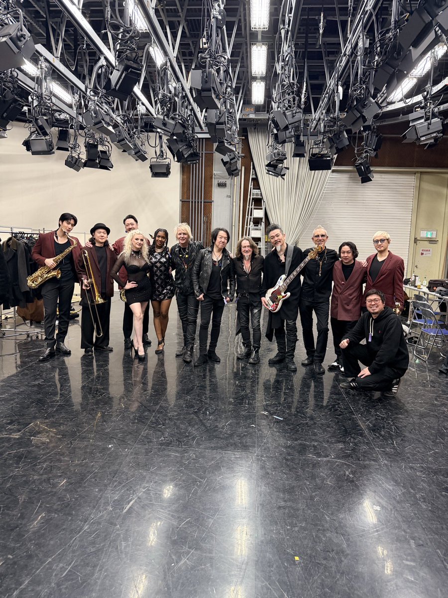 atsukiTP's tweet photo. 超かっこいいライブ、楽しすぎた✨✨

唇ちぎれるくらいトランペット吹きまくりました🎺

#矢沢永吉
#永ちゃん
#NHK紅白
#紅白歌合戦 https://t.co/cmzuInX5Zg
