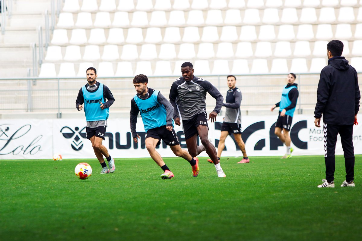 Real Balompédica Linense tweet media