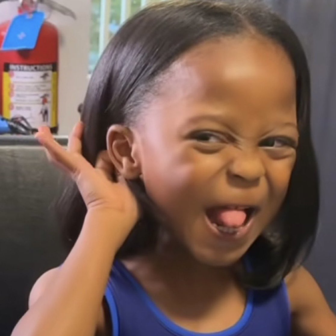 LowkeyEnergy_'s tweet image. when I suddenly wake up and there’s still time left to sleep again: