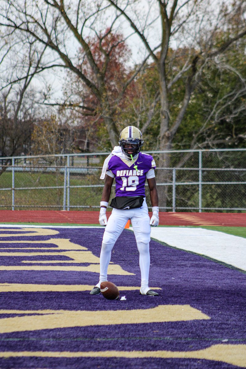 Devchill85's tweet image. 2 years of Eligibility left!!!

 6'2 178

Naia Scholar Athlete 

Playmaker🙆🏾‍♂️