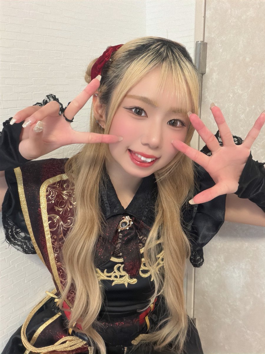 あけましておめでとうございます🐴 お正月ぽい写真なかった〜〜〜