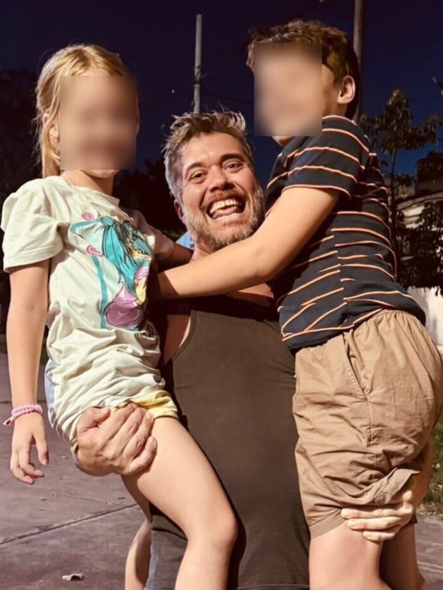 UN PADRE ARGENTINO RECUPERÓ A SUS HIJOS EN BRASIL EN UN IMPRESIONANTE OPERATIVO DE INTERPOL

Tras una búsqueda de casi dos años, José María Rosa recuperó en Río de Janeiro a sus dos hijos, de 11 y 6 años, que habían sido llevados sin su consentimiento por su madre y fueron
