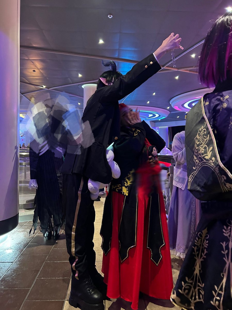 確認ようです(* ´ ▽ ` *)ノ 今年も残りわずかなので今年一番伸びた写真を貼る 8,700❤もらった