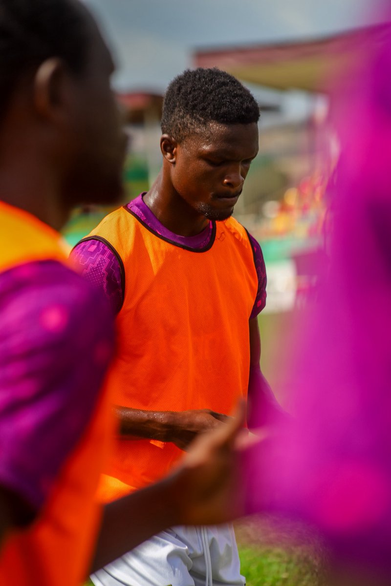 GoldStarsSc's tweet image. Few minutes to kick-off in Bibiani ⏳🔥

#GPL #Outstanding