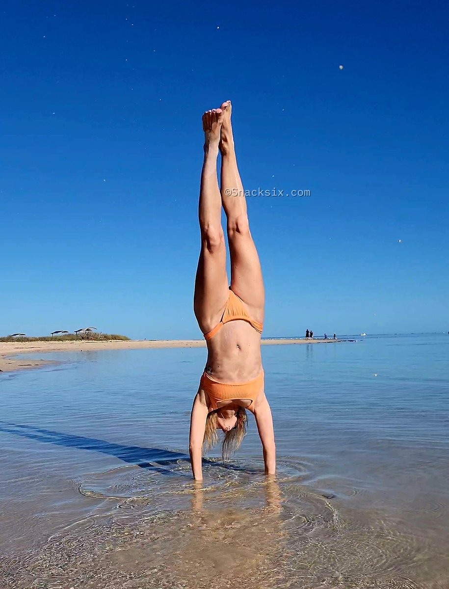 Australian_Hope's tweet image. Happy New Year from down under!!!!! 🥳🥳🥳🥳🥳🥳🥳