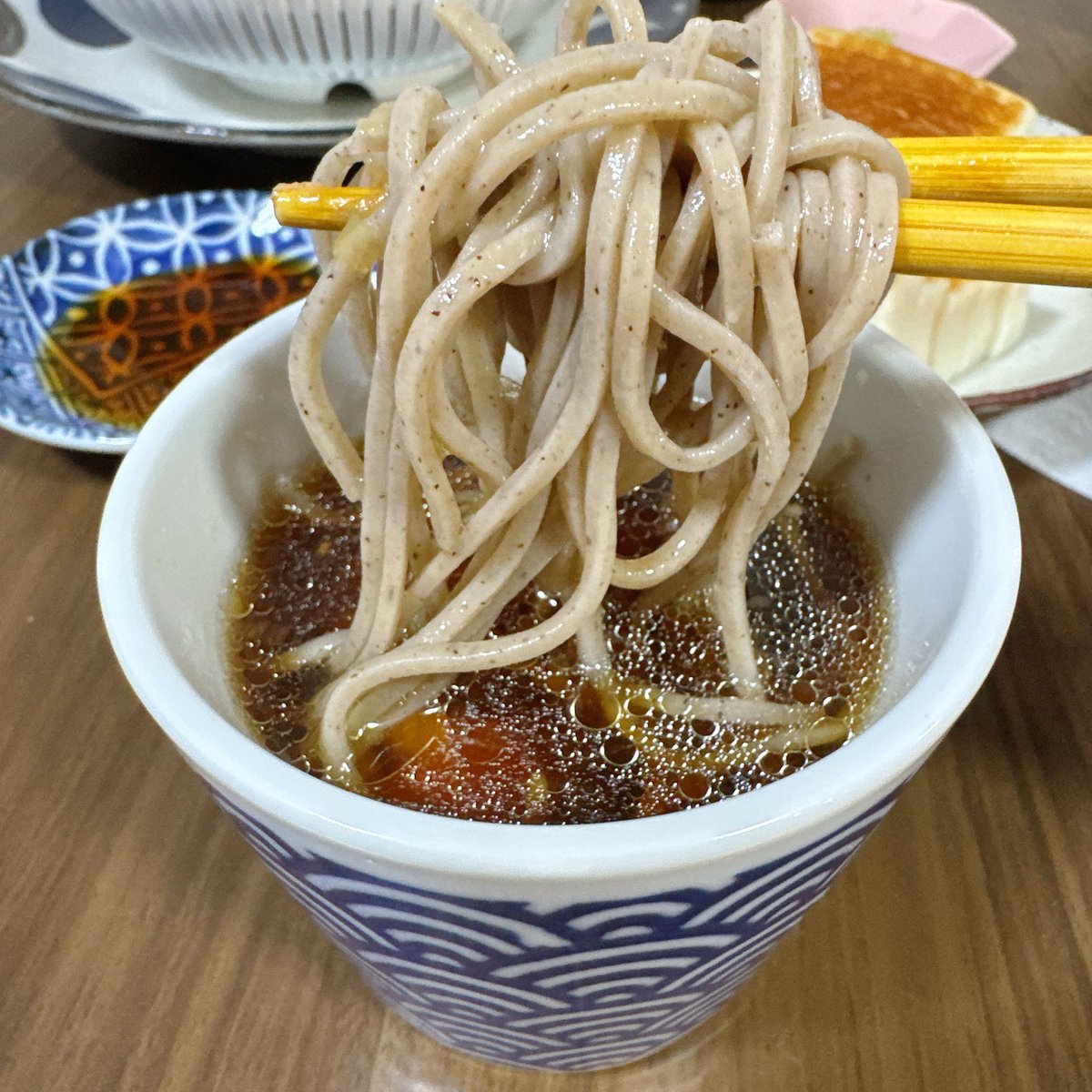 Taarasach's tweet photo. 鴨南もどきざるそば作ったよ
美味しかった✨
今年も一年どうもありがとうございました
来年は丙午ってやつ？女がめったくそ働く年ですね(ちがう)でも何か変わる気がするゥ頑張る！！！楽しみ😊 https://t.co/WEFpxk9G2S