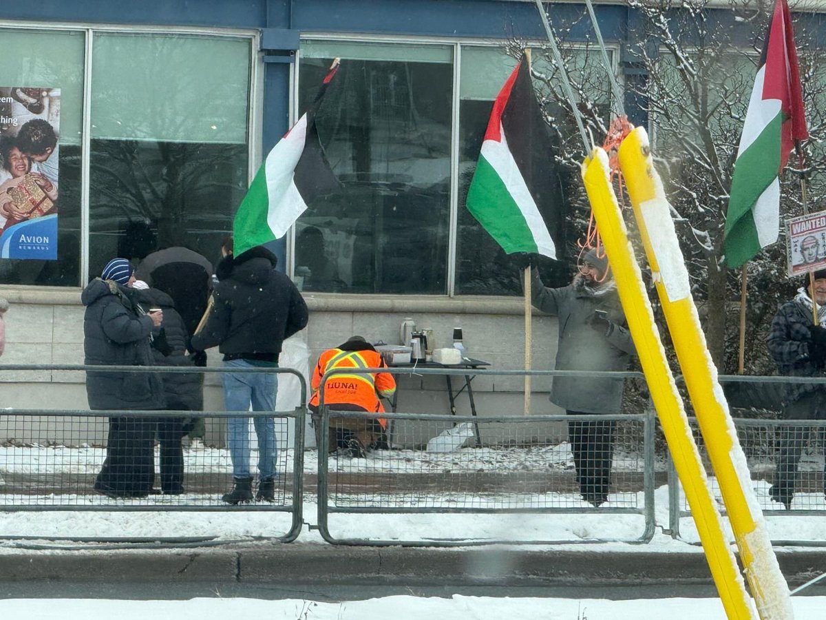 James Pasternak tweet media