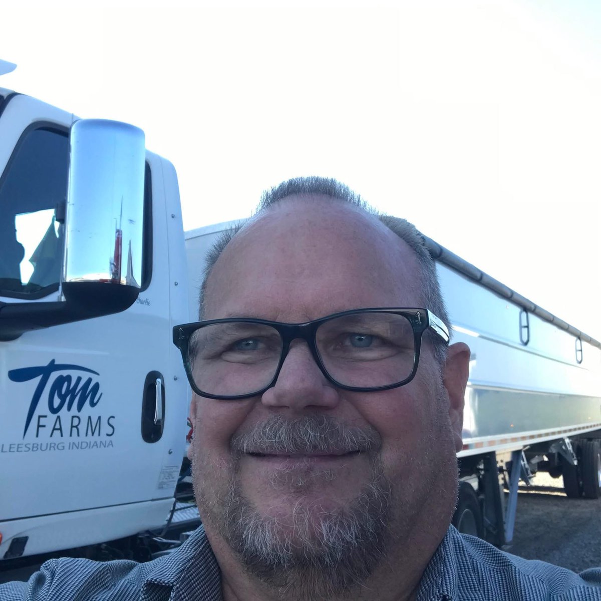 Tom Farms tweet media