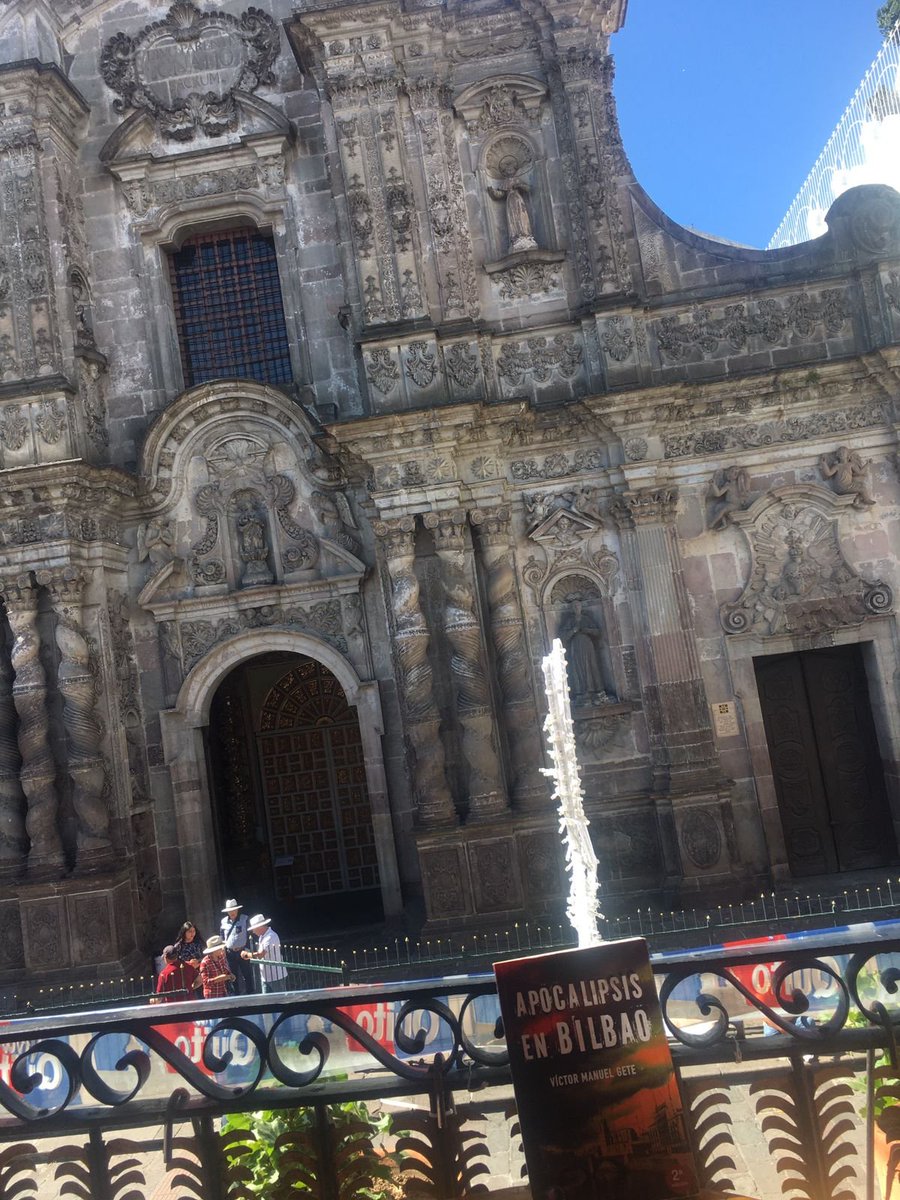 VicGete's tweet image. Foto de #ApocalipsisenBilbao desde la Iglesia de la compañía en Quito, Ecuador.

¡Gracias!

#terror #zombies #novela #Bilbao
