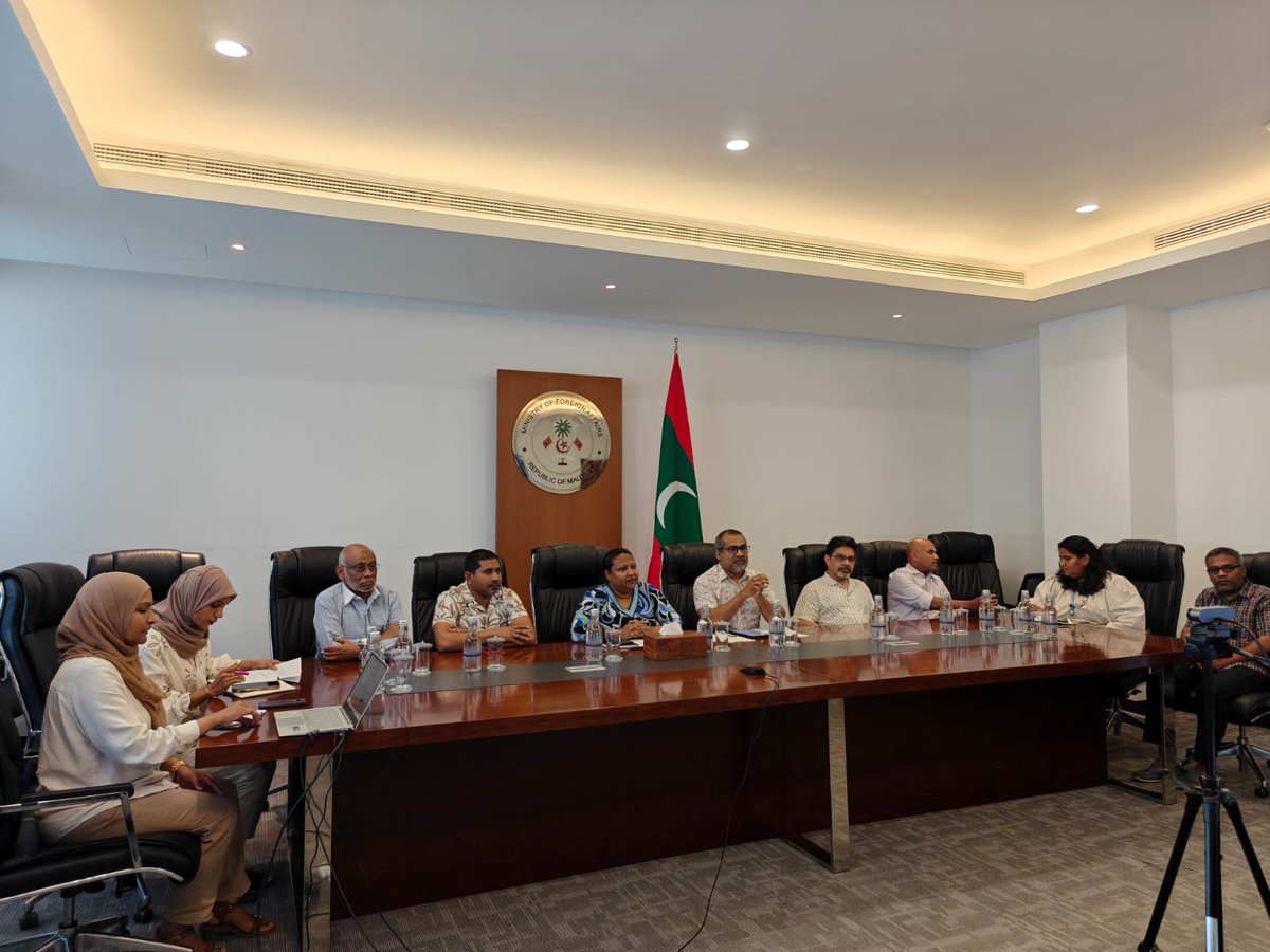 As 2025 draws to a close, the Minister met with #TeamKhaarijee at home &amp; Missions abroad to reflect on the progress made in advancing foreign policy objectives &amp; discuss priorities for the year ahead. 

Ministry remains committed to upholding and advancing our national interests.