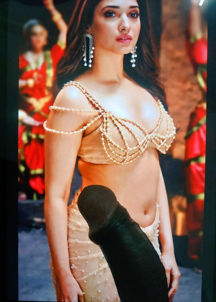 Movie_____Quote's tweet photo. Guys, this is my very first New Year's fap dedicated to the actress I’m crushing on hardest right now 🥵🥵💦🔥
If you’re doing the same for your fave, like + repost to spread the love!
Happy New Year, let’s start 2026 with a bang 🎊🎊 https://t.co/MMfWzNEx7f