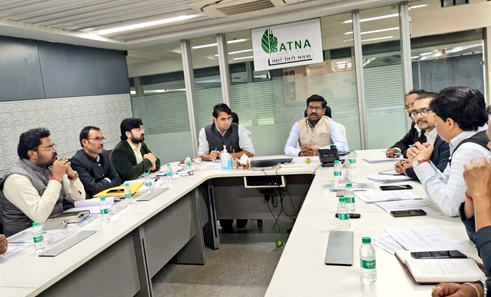 कलेक्टर एवं चेयरमैन #सतना स्मार्ट सिटी डॉ. सतीश कुमार एस की अध्यक्षता में बुधवार को सतना स्मार्ट सिटी कार्यालय में बोर्ड ऑफ डायरेक्टर की बैठक आयोजित की गई। बैठक में ईडी श्री शेर सिंह मीना सहित संबंधित अधिकारी उपस्थित रहे। 
      
#JansamparkMP 
<a href="/CMMadhyaPradesh/">Chief Minister, MP</a>