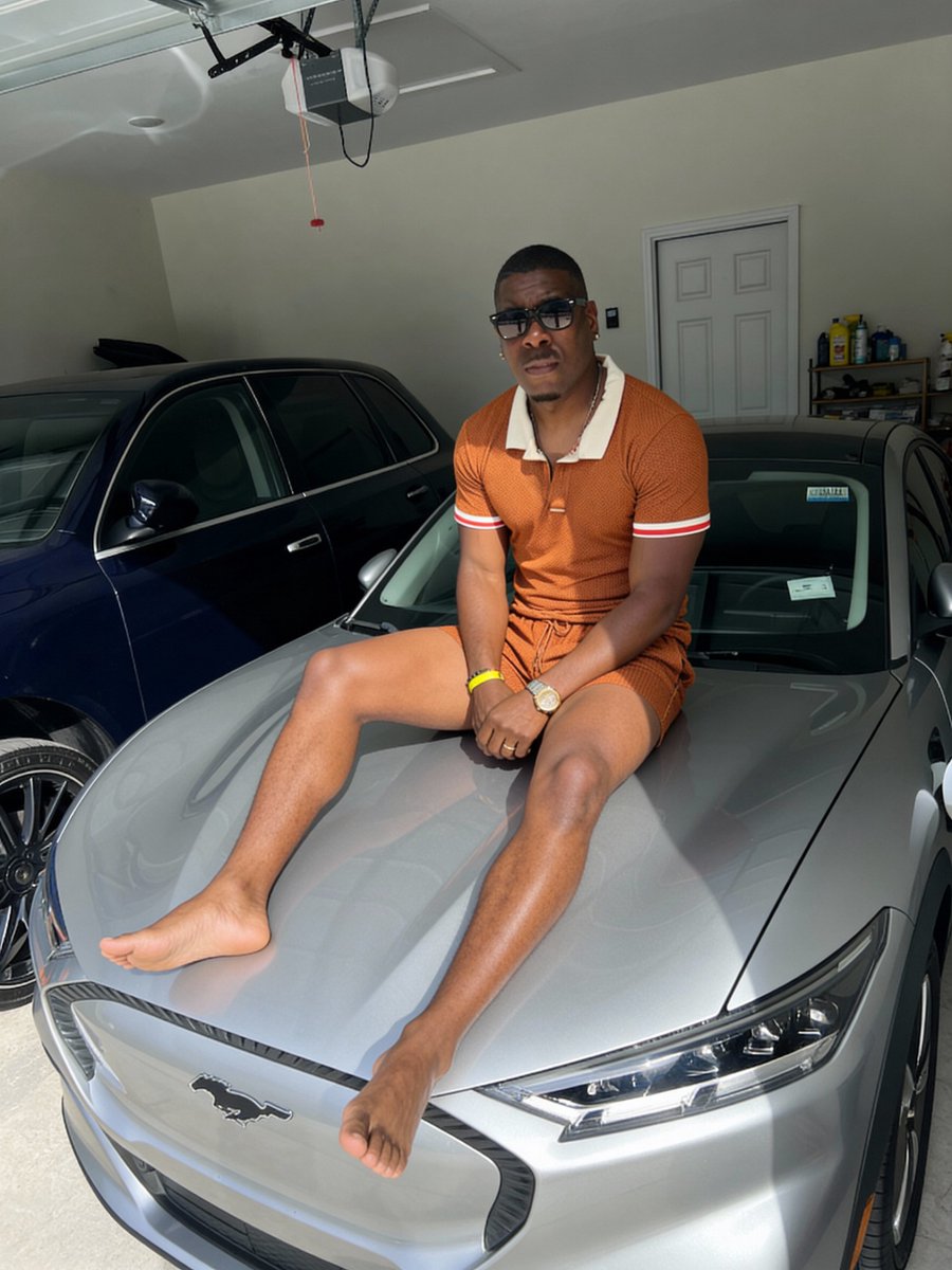 10ToesDownTy tweet media