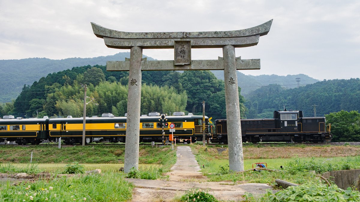 FDLens's tweet image. 今年は引退していく車両たちが多くて2025年後半は撮り鉄機会が激減しました。前半だけの写真だけになりますが色々と濃い記録を出来たと思います。
来年もどうぞよろしくお願いいたします。

#2025年を写真4枚で振り返る