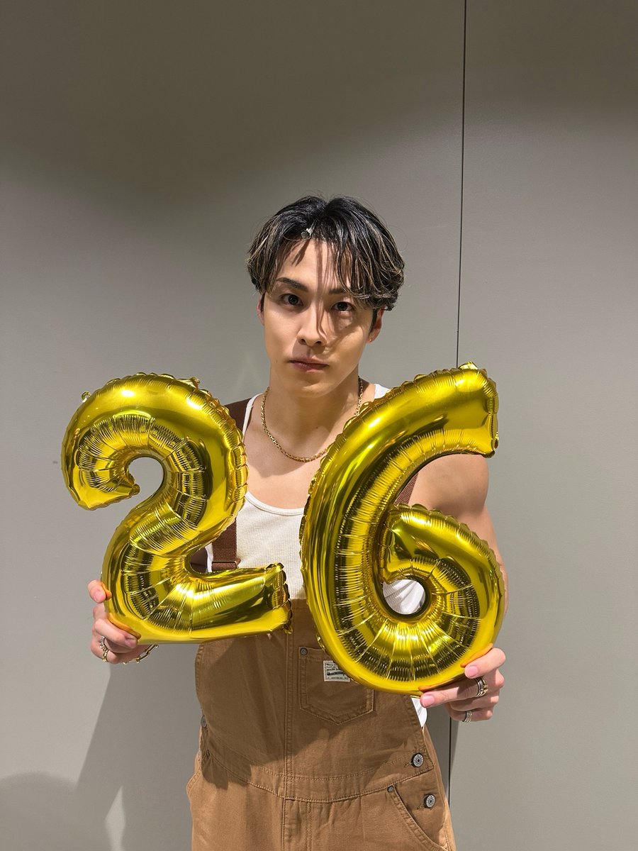 CL_OFFICIAL_ACC's tweet image. .˚⊹⁺‧┈┈┈┈┈┈┈┈┈┈┈┈‧⁺ ⊹˚.
𝐓𝐇𝐄 𝐑𝐀𝐌𝐏𝐀𝐆𝐄
𝐂𝐎𝐔𝐍𝐓𝐃𝐎𝐖𝐍 𝐋𝐈𝐕𝐄 𝟐𝟎𝟐𝟓→𝟐𝟎𝟐𝟔
🎉配信中！！🎊
.˚⊹⁺‧┈┈┈┈┈┈┈┈┈┈┈┈‧⁺ ⊹˚.

🔗cl-live.com/programs/live/…

徐々に近づく、年越しのカウントダウン...✨
その瞬間をぜひTHE…