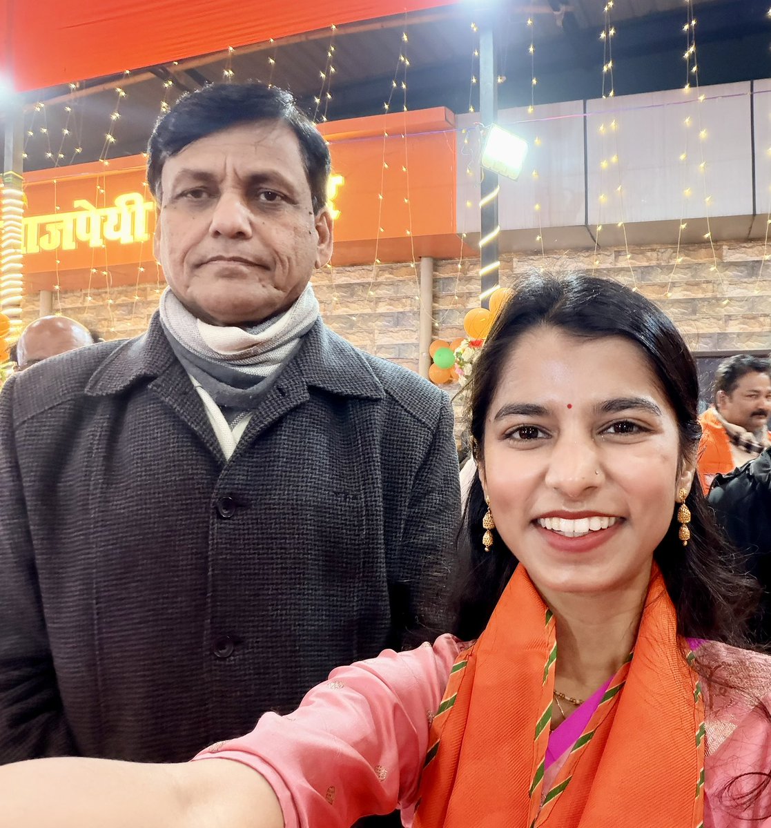 नये साल के साथ साथ आपको आपके जन्मदिवस की भी ढेर सारी शुभकामनाएँ माननीय नित्यानंद राय जी 🙏
1.1.26 
<a href="/nityanandraibjp/">Nityanand Rai</a>