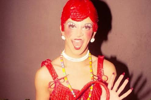 jewelssparkles_'s tweet image. the concept of her tweeting this in 2023