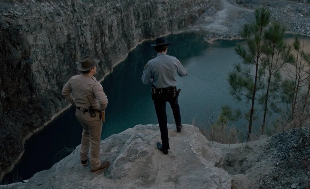 uncledoomer's tweet image. you can go back and observe that season 1 of stranger things actually had kinda decent, dark brooding true detective vibes. then each subsequent season, it basically morphed into marvel avengers universe slop. this kind of slow, boiling frog pot bait and switch is everywhere now.