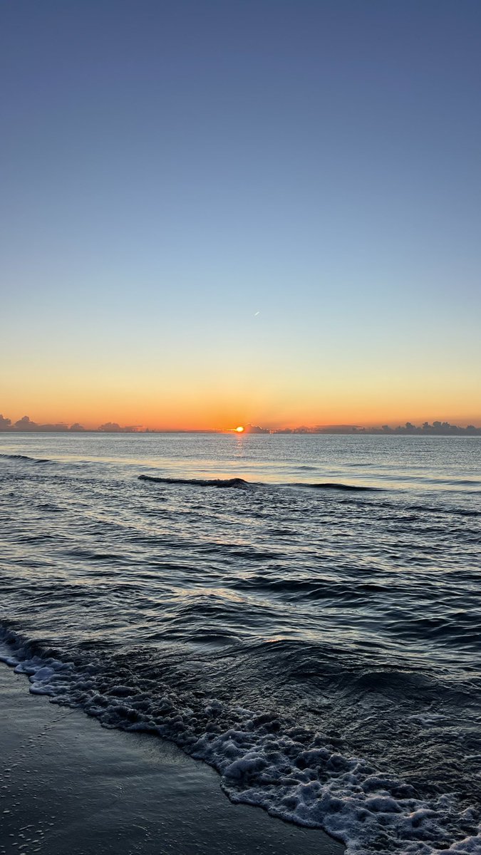 Último amanecer de 2025.