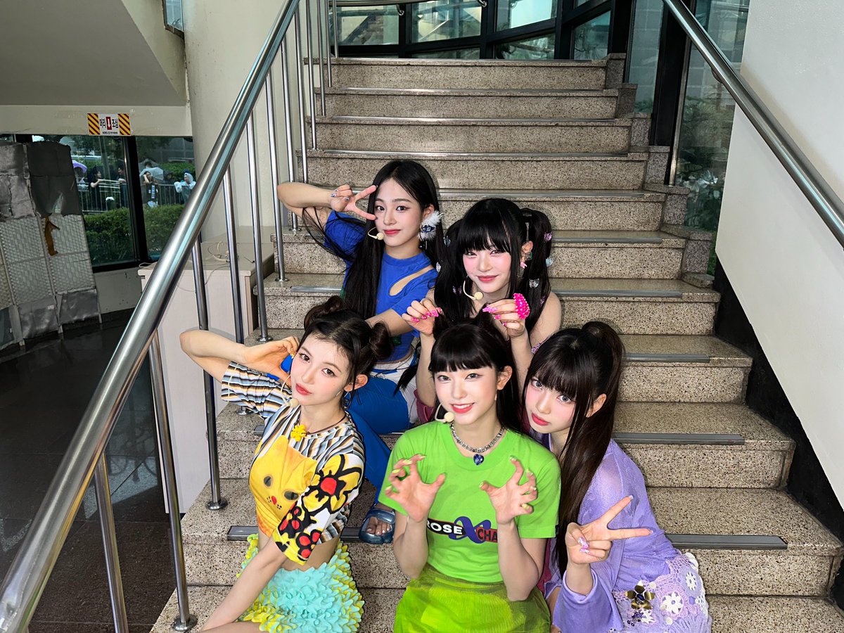 uarmykitty's tweet photo. 뉴진스만 잘되게 해주세요 🍀🐰
꼭 뉴진스만
only 민지 하니 다니엘 해린 혜인
just 민지 하니 다니엘 해린 혜인 https://t.co/UI0rxMtXFw
