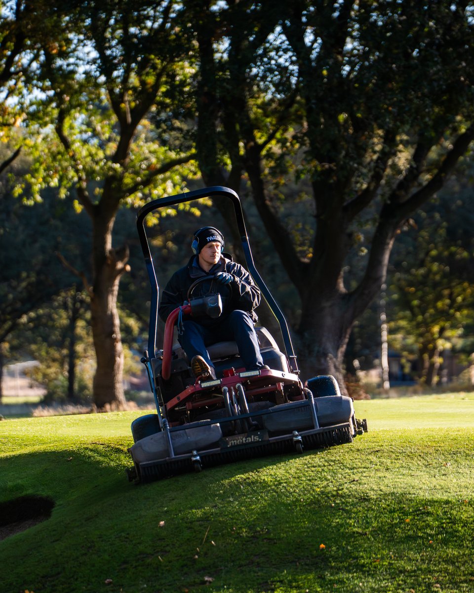 whgc1886's tweet photo. A huge shoutout to Adam and the entire team for their dedication in balancing ongoing bunker improvement works while still maintaining exceptional playing conditions throughout the winter months. Their commitment ensures that our course remains in top shape year-round. https://t.co/2MqLBliDMi