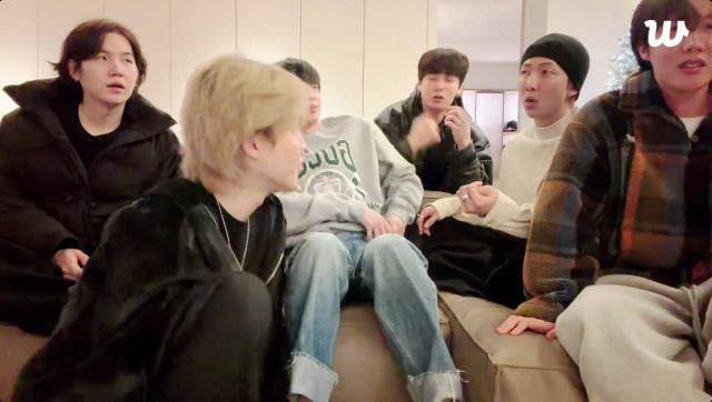 🌟 WEVERSE

BTS live!

weverse.io/bts/live/0-168…