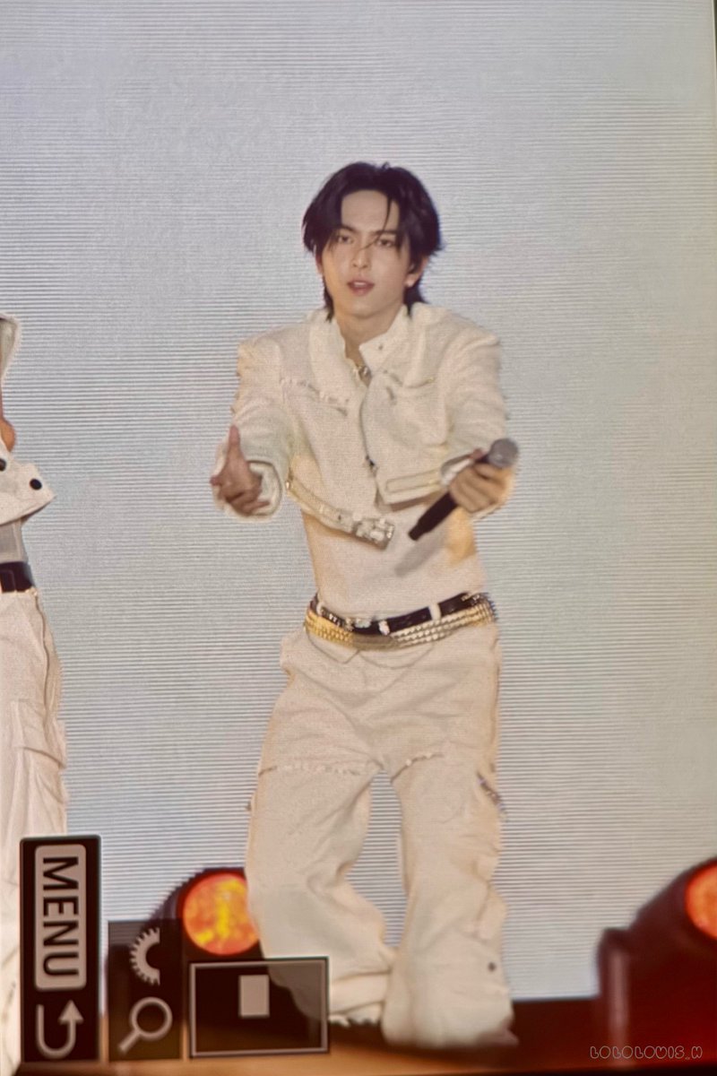 251231 BUS COUNTDOWN ICONSIAM 

#COPPERdechawat
#BUSxICONSIAM 
#BUSbecauseofyouishine
#CountdownatICONSIAM