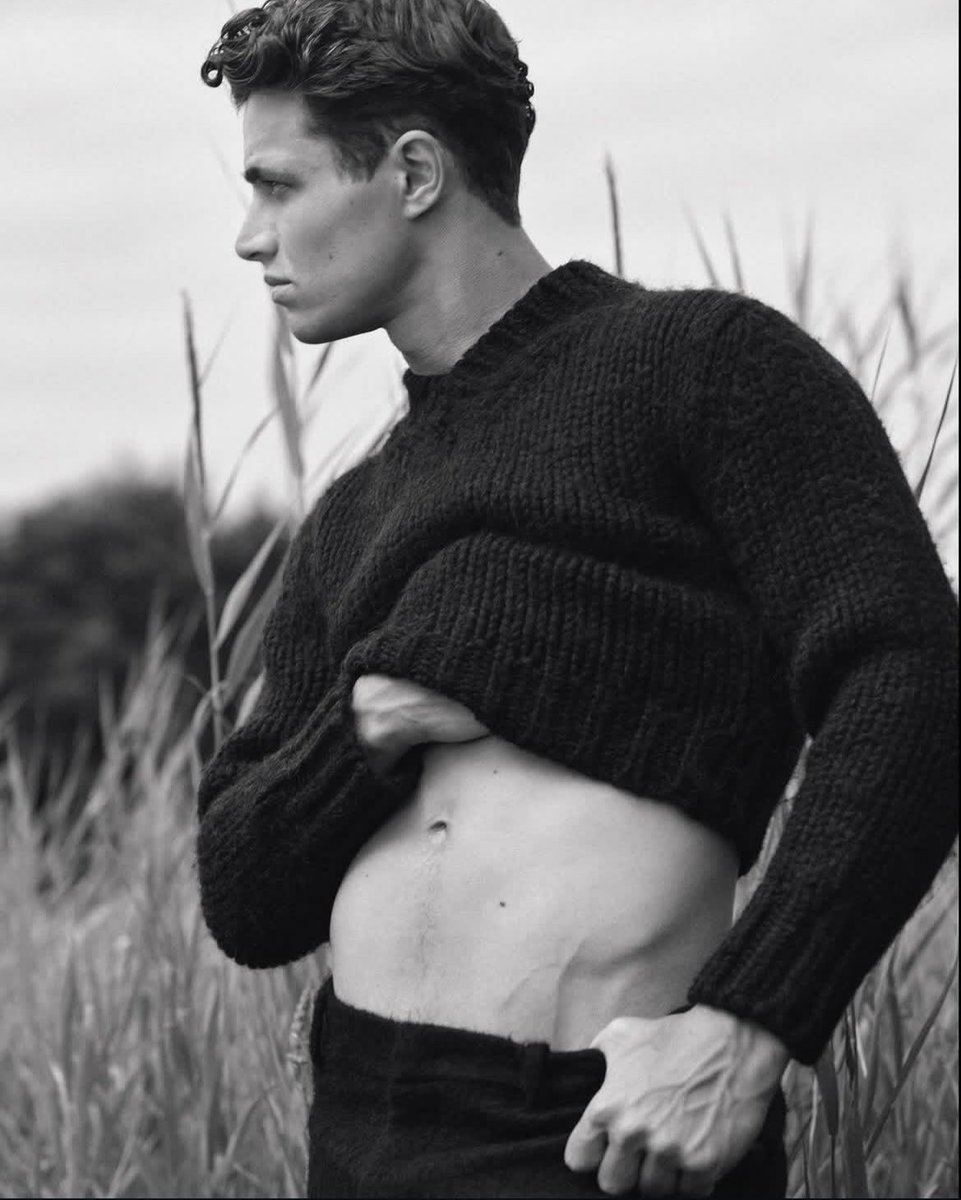 beanielando's tweet image. he was kinda a slut (affectionate) for vogue