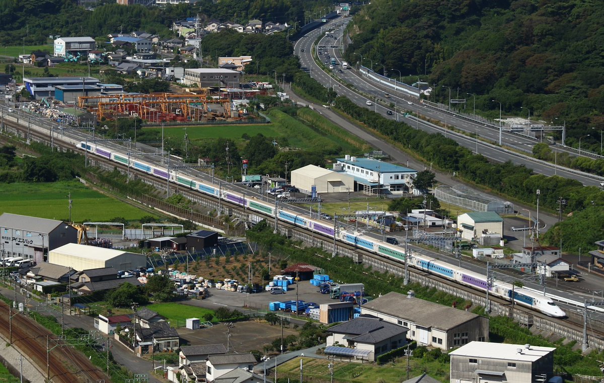 Westtter7's tweet photo. 皆さま2025年も大変お世話になりました。
ありがとうございました。
来たる2026年も変わらずよろしくお願いします。 https://t.co/CgpzpO6xcG