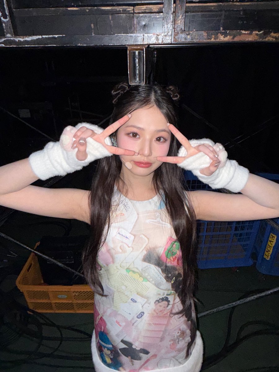 UNIS_offcl's tweet photo. 2025 안녕!! 엡떠 사랑해❤️

#UNIS #유니스
#SEOWON #임서원 https://t.co/wyg56GHKgM