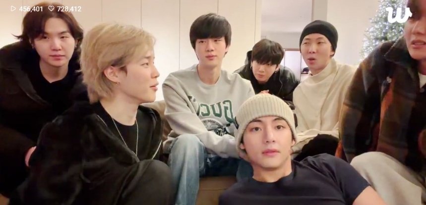 sugatradamus's tweet image. @BTS_twt they are spending the new year’s together after almost three years 🥹🥹🥹