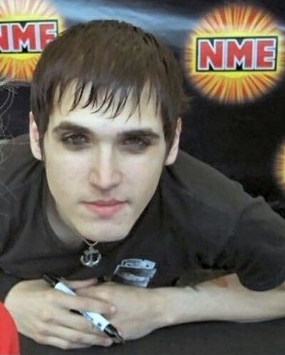 Mango_Quinn's tweet image. Literally HOW is this all the same person