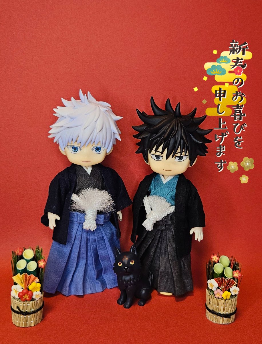 - ̗̀  🎍𝐇𝐚𝐩𝐩𝐲 𝐍𝐞𝐰 𝐘𝐞𝐚𝐫🎍  ̖́-

あけましておめでとうございます🐴
今年もめいっぱい五伏を愛でていく所存ですので何卒よろしくお願いいたします🙇‍♀️