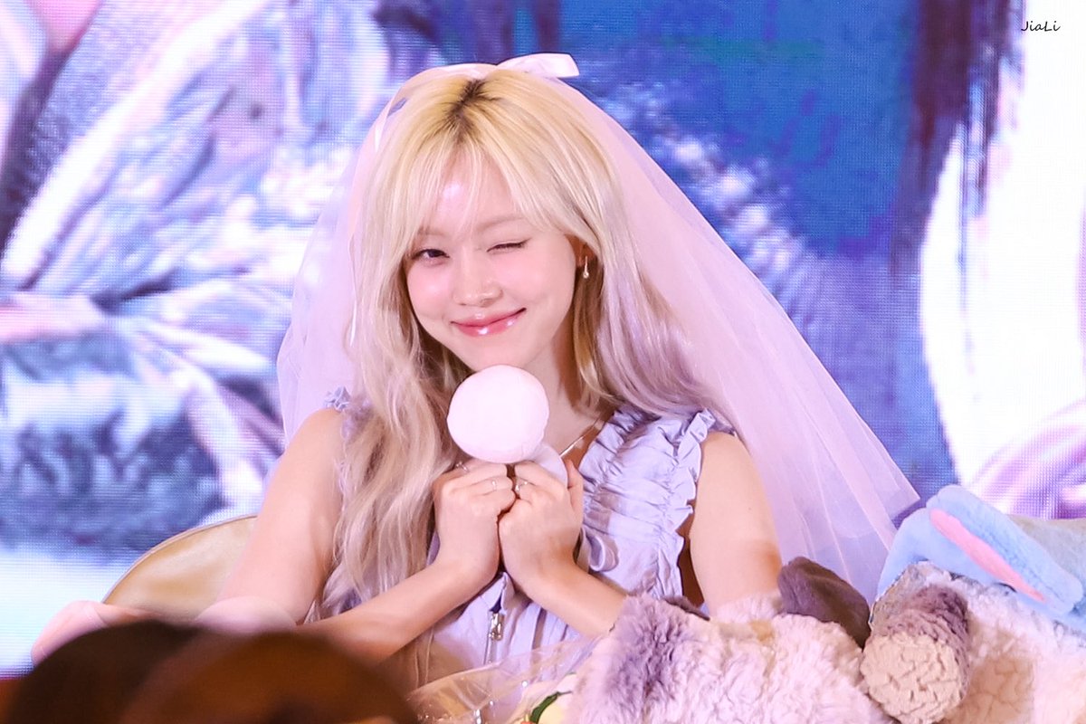 2026 같이 시작하자🎂생일 축하해
#25WarmYearsWithWinter
#언제나_윈터편_생일축하해