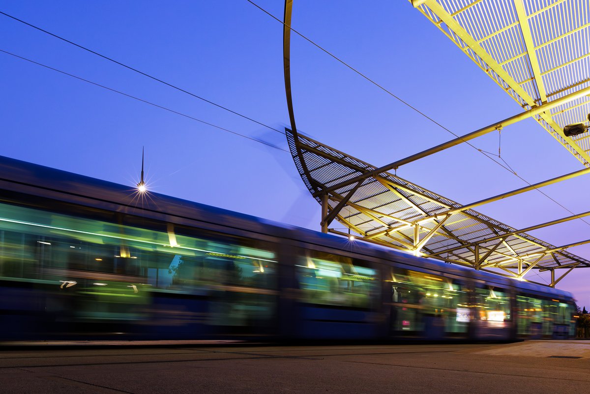 🌟 Les équipes TaM vous souhaitent une belle fin d'année pour ce réveillon de la Saint-Sylvestre !

Merci de nous avoir accompagnés en 2025, on se retrouve en 2026 pour + de voyages ensemble 💖

Demain, 01/01/26, le réseau circulera selon les horaires "Dimanche et jours fériés".