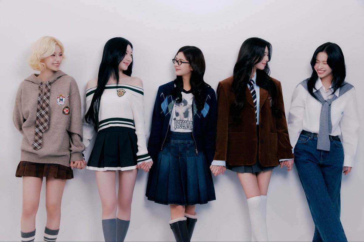 📁HappyNewYear_MIDZY
  ㄴ📂2026년에도 있지가좍💗

#ITZY #MIDZY <a href="/ITZYofficial/">ITZY</a>
#HappyNewYear