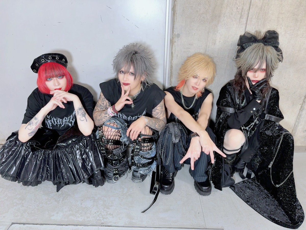 Royz (@Royz_official) / Highlights / X