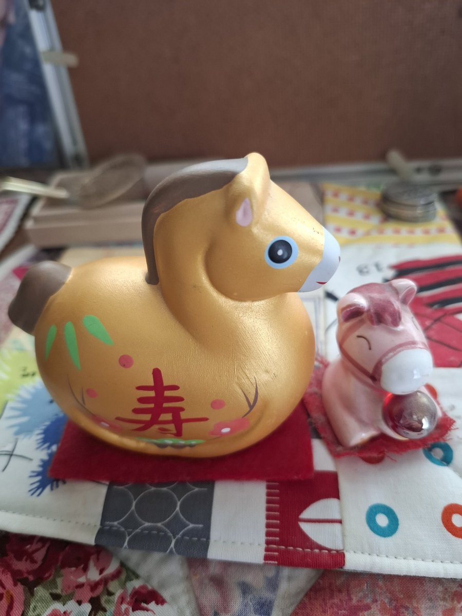 EazvrBGDLG5QgDt's tweet image. 2026年
 #新年明けましておめでとうございます
本年もどうぞ宜しくお願いします🙇‍♂️
午年ｷﾀﾜｧ━━━━━━

午年の今年はめいっぱい楽しんで過ごしたいと思っております
皆様におかれましても良いヒラメキと良い流れに恵まれ、馬い事いきますようにお祈り致しております🤗🐴🐴🐴