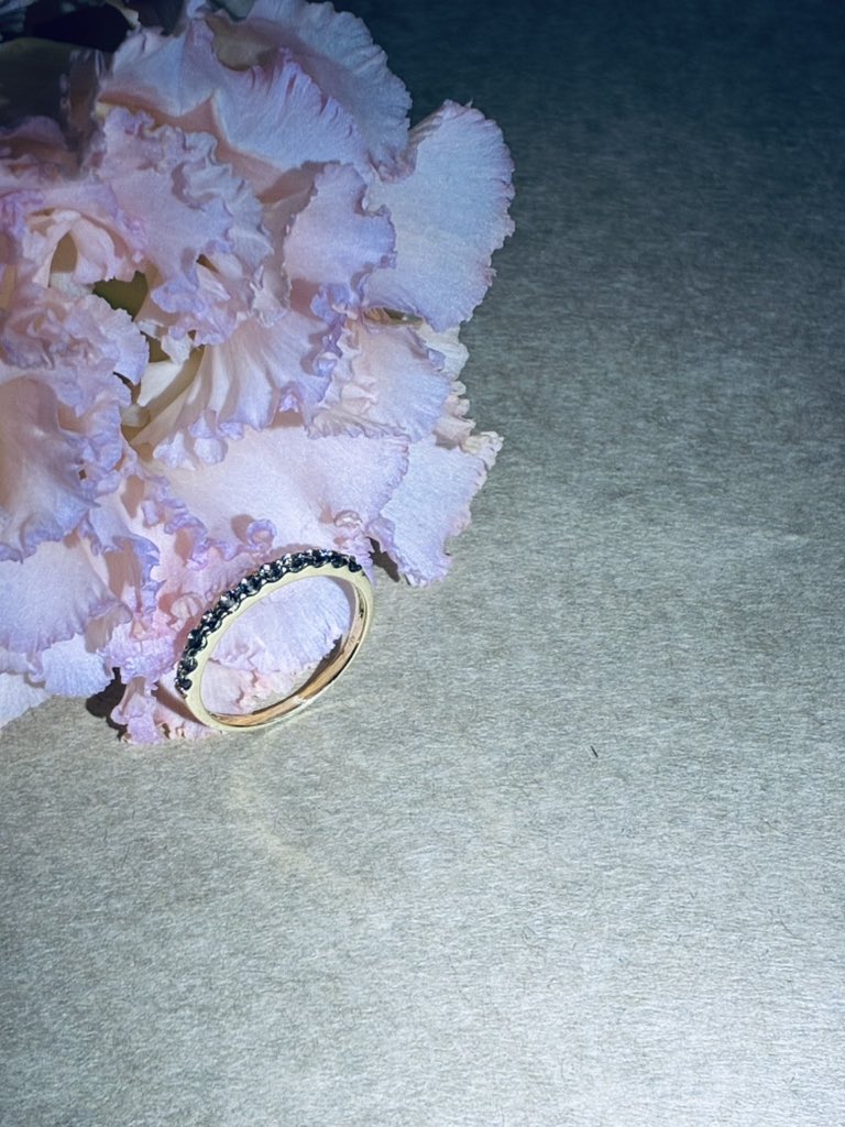 KOREA TATTOO STUDIO 韓国語の「美しい」という言葉は「自分らしさ」という語源を持っています 自分らしく輝くような美しさを見... |  TikTok, image size:768x1024