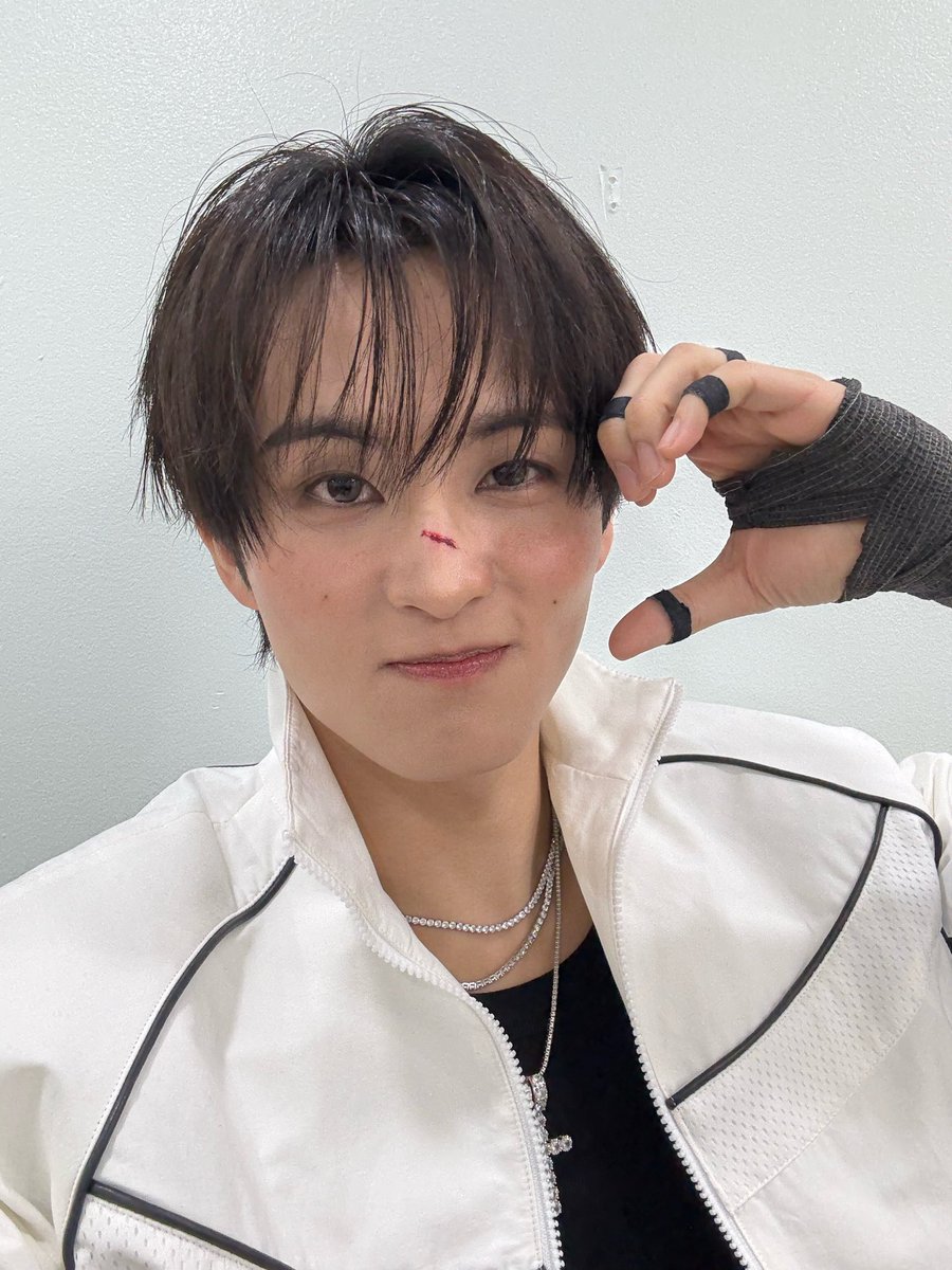 LOOKSMKL's tweet photo. 🐯💭 https://t.co/xYTi3QZ7zV