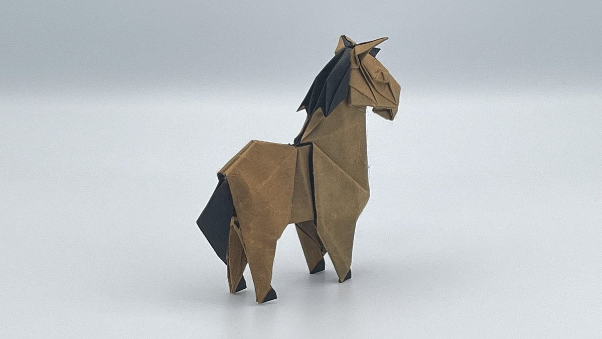 《午》Horse

創作年:2026年1月
創作:自分
折手:自分
不切正方形1枚 
PACK SHADOW THAI(Origami-shopで購入)
30×30㎝

#折り紙
#折り紙作品
#origami
#干支
#馬
#午