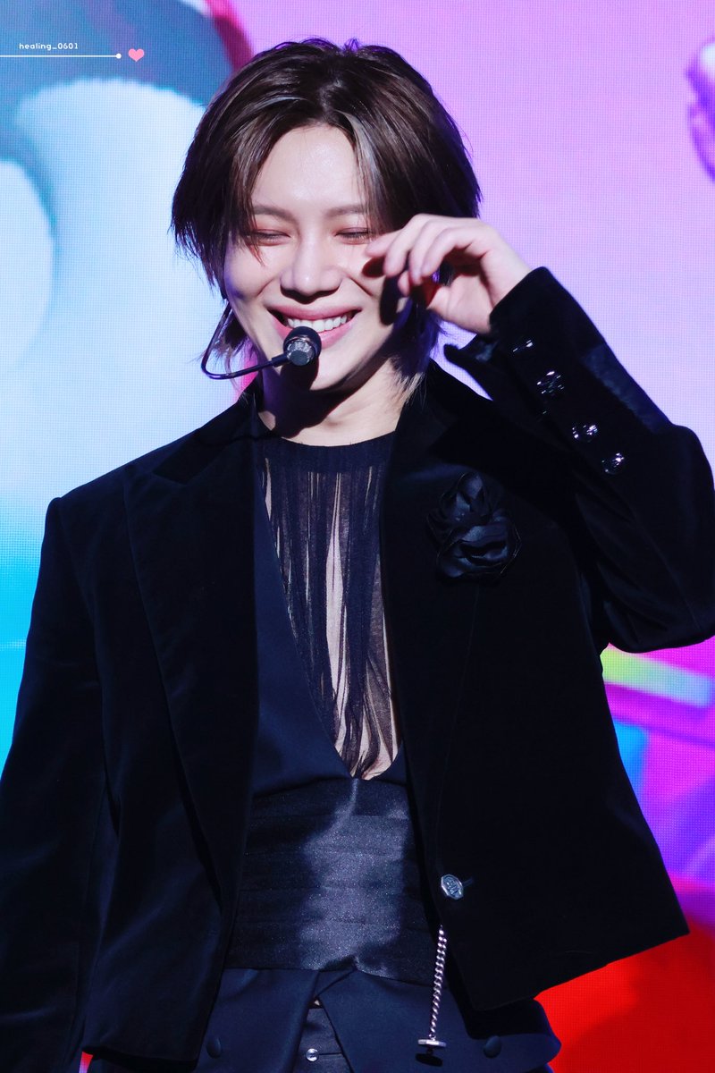 260101 태민💛

새해 첫날 탬니랑🩷🩷🩷

#TAEMIN #태민 #テミン 
#SHINee #샤이니